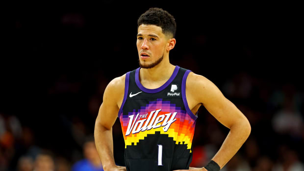 Phoenix Suns guard Devin Booker and Nike recently agree to a contract extension. The All-NBA player deserves his own signature basketball shoe.